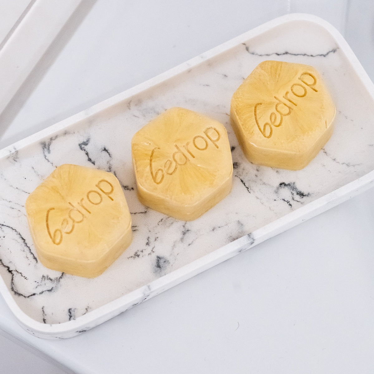 Set d'avantages : 3x BEELIXIR shampooing solide au miel de manuka & propolis 65g à prix économique