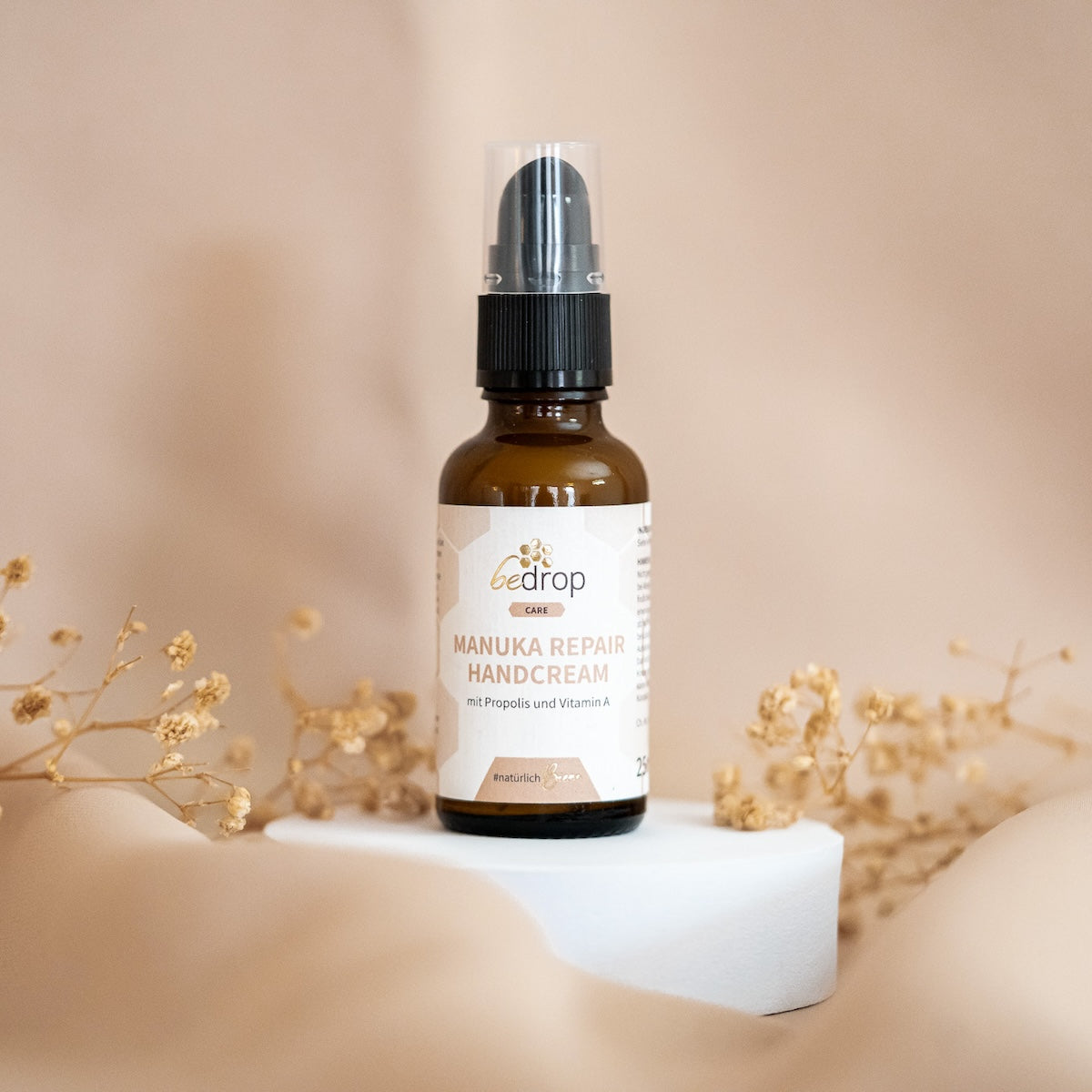 Set d'avantages : 3x Crème pour les mains au Miel de Manuka, Propolis et Vitamine A dans un set de 3 pièces