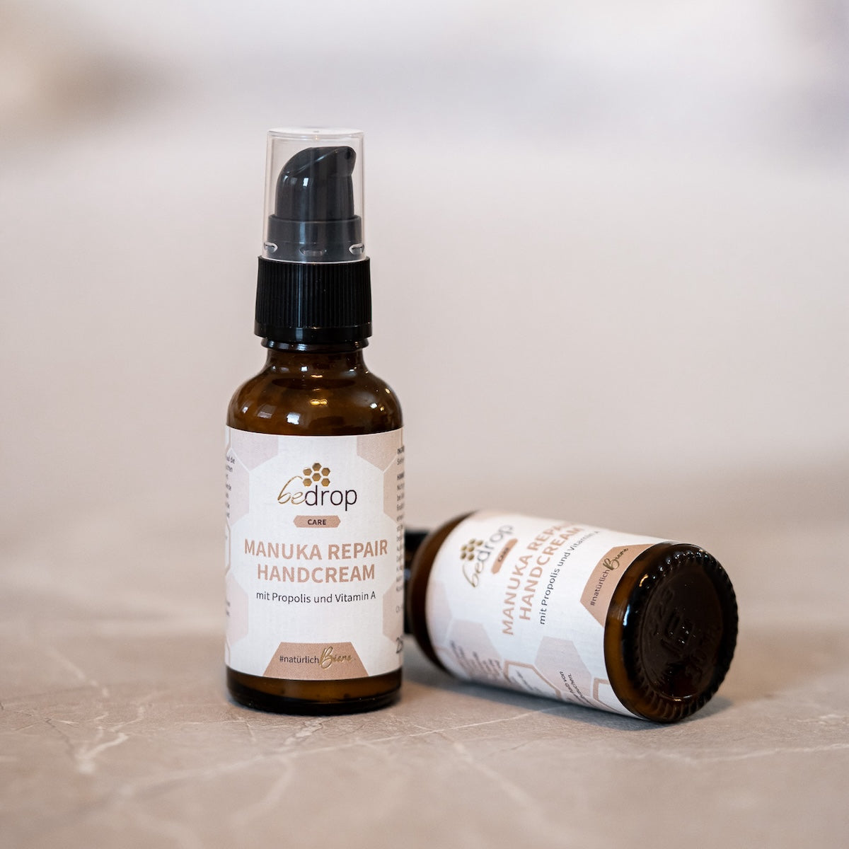 Crème pour les Mains Réparatrice au Miel de Manuka, à la Propolis et à la Vitamine A - 25ml