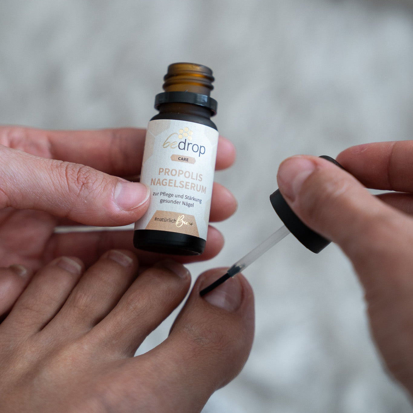 Sérum pour les ongles à la propolis - Soin des ongles à la propolis hautement dosée & 4 huiles essentielles - 10ml