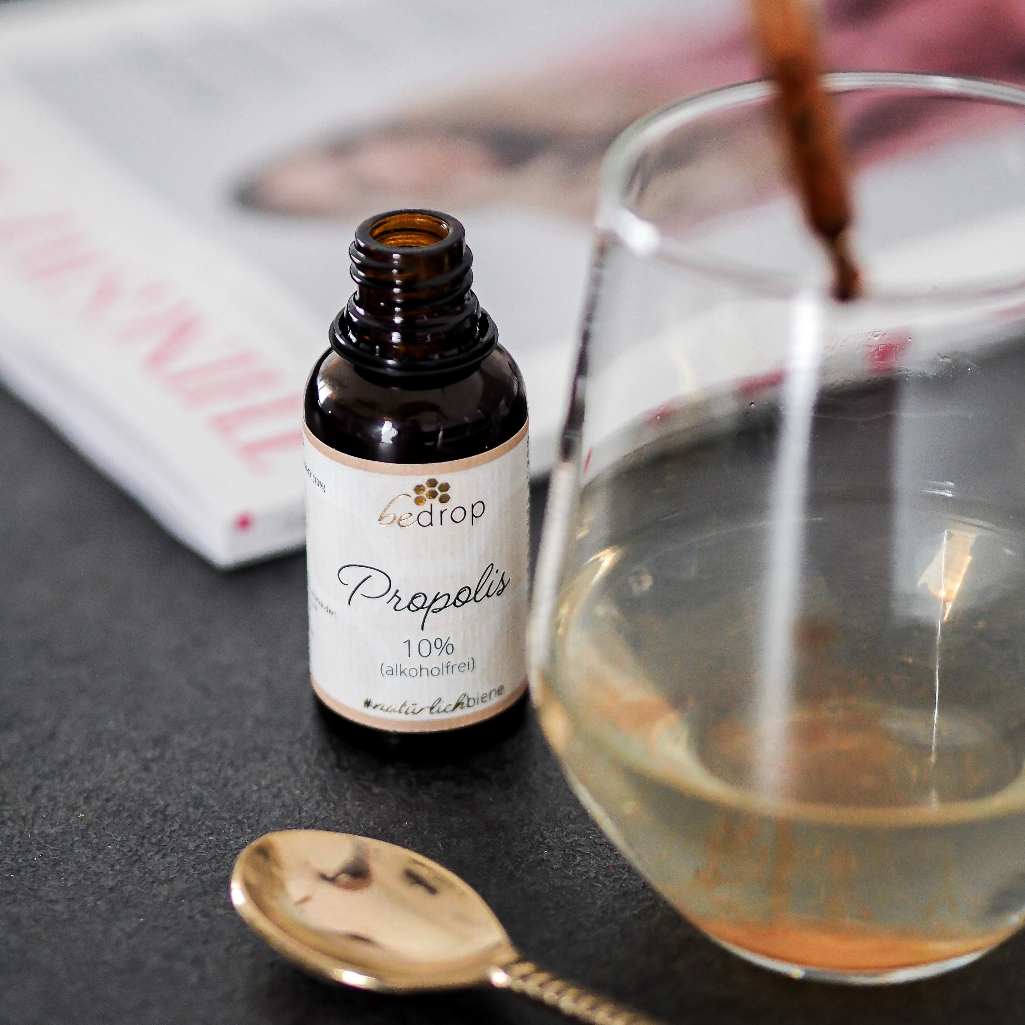 Kit de l'enfance de Bee's | Poudre de pollen, teinture de propolis sans alcool 10% et miel de manuka