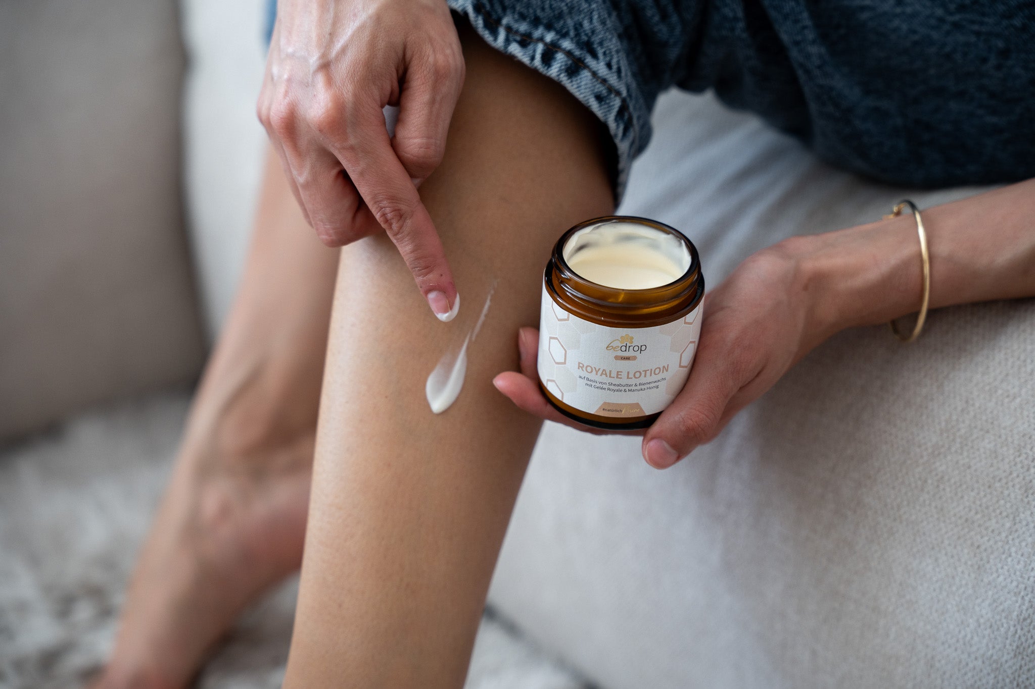 Lotion Corporelle Royale à la Gelée Royale, au Beurre de Karité et au Miel de Manuka - 100g