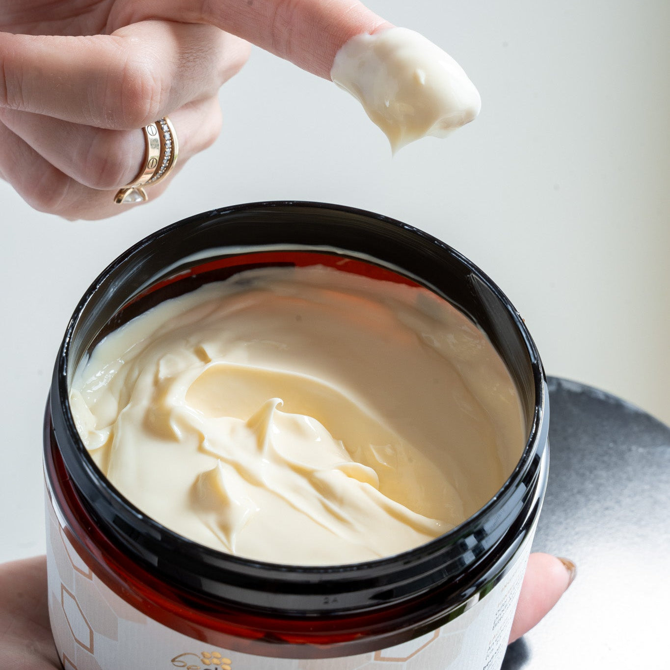 XXL Bee Cream Pommade au venin d'abeille avec 8 extraits d'herbes - 400g